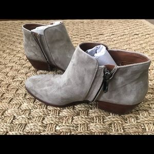 Sam Edelman Petty Ankle Bootie, size 7.5